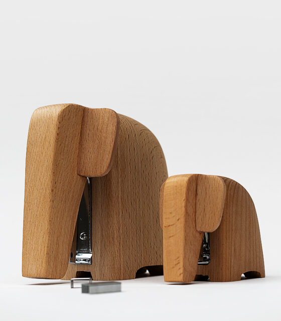 Spillatrice Elefante in legno