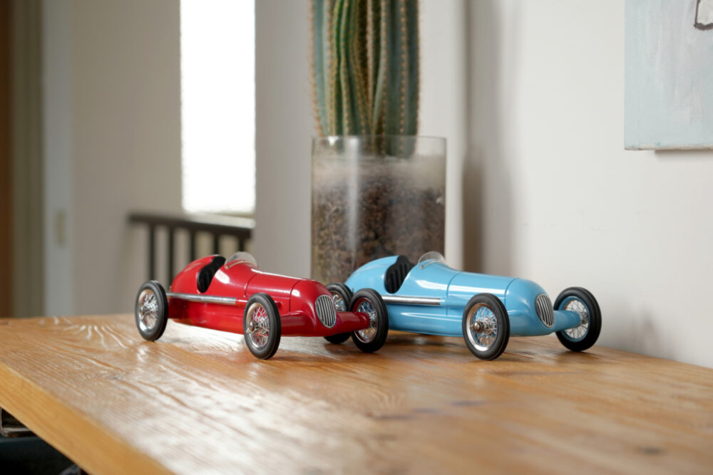 Authentic Models Racer